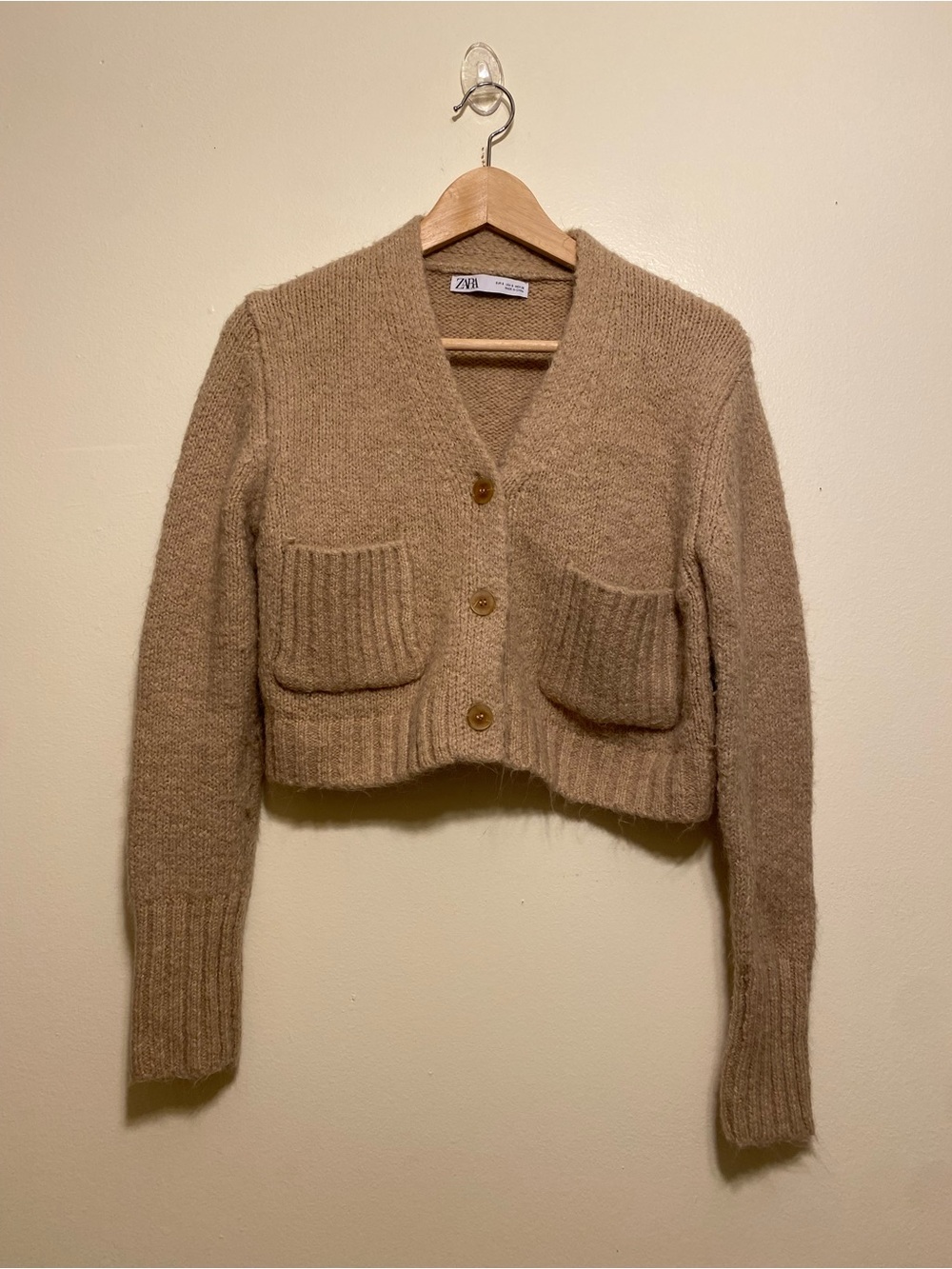 Zara Cropped V-Neck Pocket Sweater - Camel. Size S. Style 9598/203/704 - Picture 1 of 8